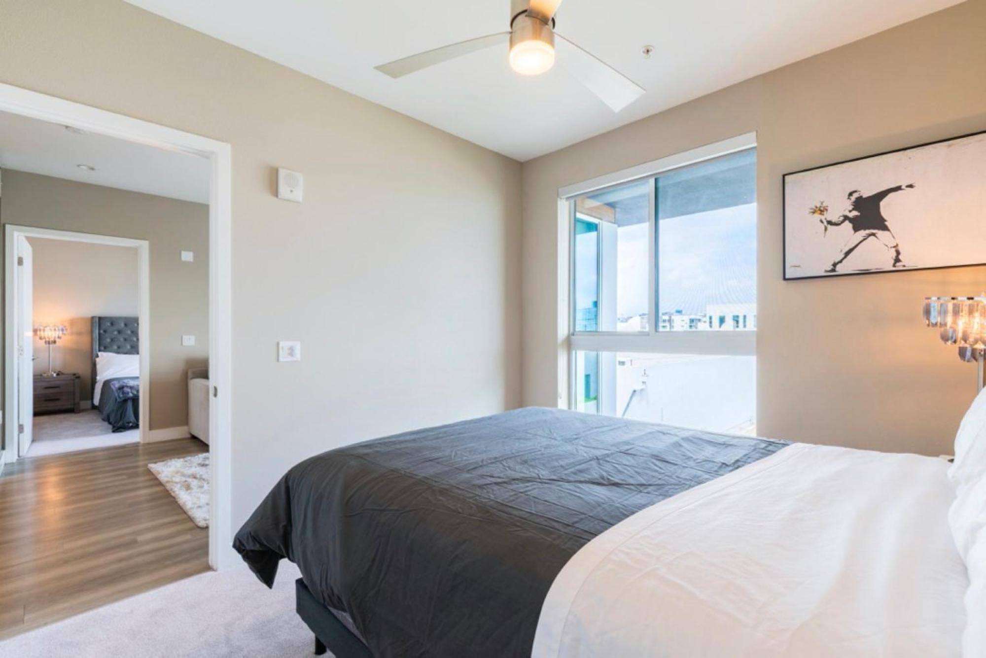Apartment 2 Bedroom Modern Luxury La Na *